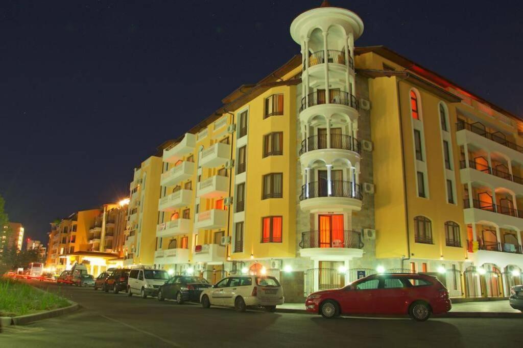 Apartamento Royal Sun, 6 People, 600 M From The Sea Sunny Beach Exterior foto