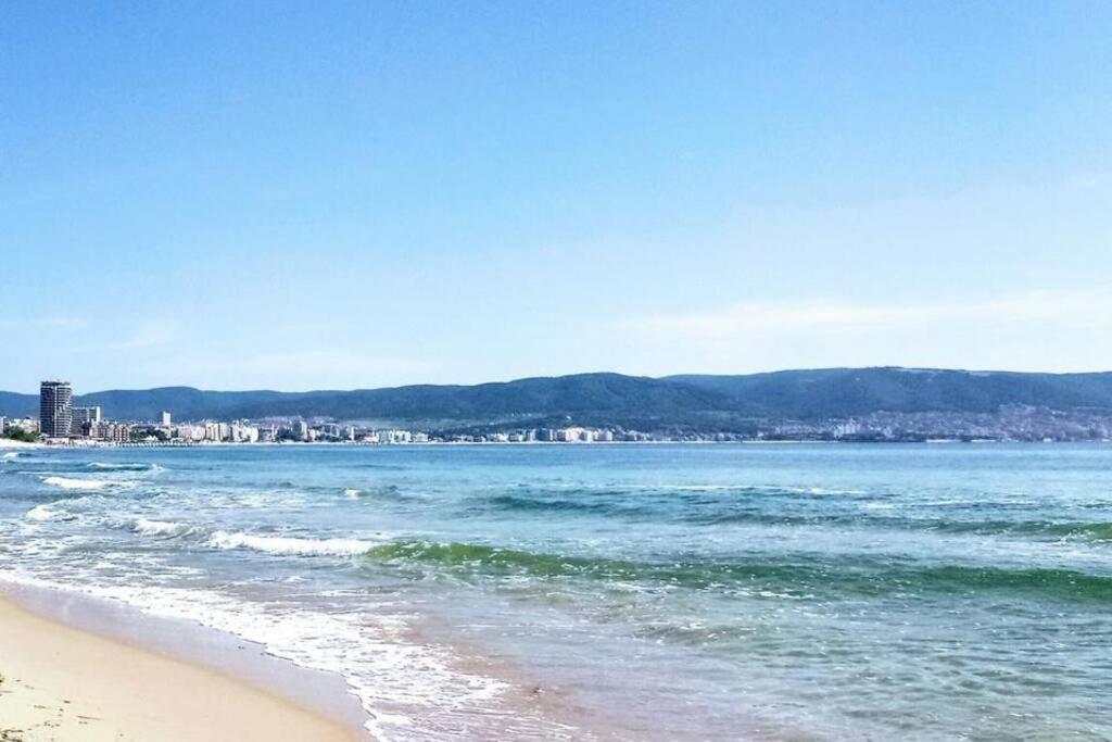 Apartamento Royal Sun, 6 People, 600 M From The Sea Sunny Beach Exterior foto